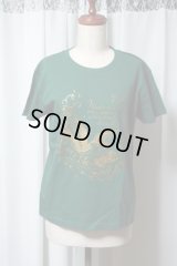 【ガールズLサイズ】スワロープリントＴシャツ【グリーン×ゴールドプリント】