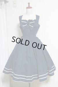 【Ｓａｌｅ】サーキュラーワンピース【紺無地】