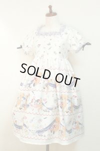 【Sale30%オフ】デイリーワンピース【くまのハッピーマーチ柄オフ白】