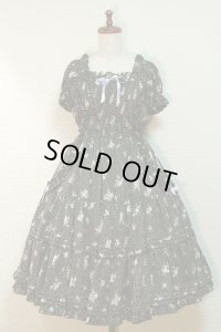 【Sale 50%　OFF】半袖ピンタックフリルＯＰ【花柄黒】