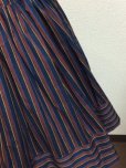 画像2: ハンドメイドギャザースカート【裾切替レジメンタル紺色・60c丈】 (2)