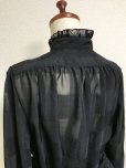 画像7: ケープ衿付きスタンドカラーブラウス（長袖）【黒】
