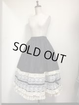 ハンドメイドギャザースカート・黒×生成レース【74ｃm丈】