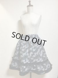 オリジナル猫迷彩柄フリルスカート【グレー系・黒リボン×黒レース・50ｃ丈】