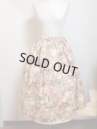 ハンドメイドギャザースカート【木馬柄・ピーチベージュ・70ｃm丈】　