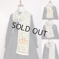 【予約品】王冠柄マフラー【ベージュ系×王冠柄】