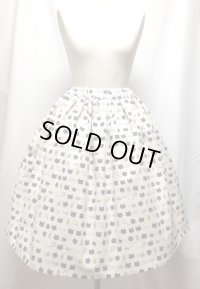 ハンドメイドギャザースカート【オシャレアイテムねこ柄・生成系・57c丈】