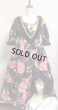 デイリーワンピース+ヘッドドレス・コサージュセット【和柄黒手毬・120ｃ丈】