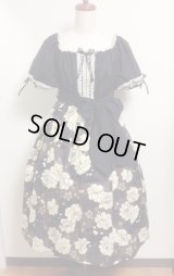 デイリーシャーリングワンピース【黒無地×猫柄茶系・１０８c丈】
