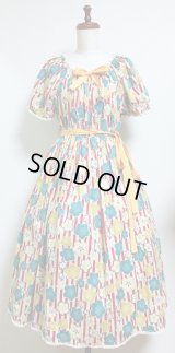 【SpecialPrice】デイリーシャーリングワンピース【梅和柄・105c丈】