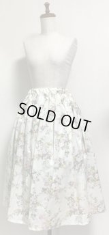 【均一SALE】ハンドメイドギャザースカート【花柄・白系・70c丈】