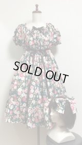 和柄シャーリングワンピース＋リボンクリップ【グリーン系・102丈】
