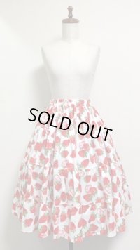 ハンドメイド3段ティアードスカート【イチゴ柄・白系・66c丈】