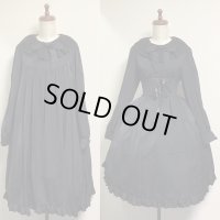 【30％オフ】レースカラードレス【黒×黒襟・レギュラー丈】