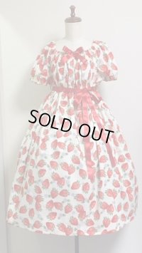 フルーツサマーセットいちご柄白系【いちご柄ワンピース+巾着トートBAG】