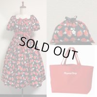 【送料無料】アーリーサマーセットいちご柄黒系【いちご柄ワンピース+イチゴ柄巾着+ミニトートBAG】
