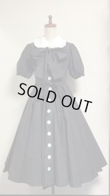 【SALE30％オフ】レトロワンピース【黒×白襟】