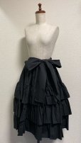 画像2: ミルフィーユフリルスカート（レギュラー丈65cm）【黒】 (2)