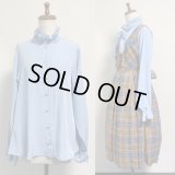【SALE50％オフ】スタンドカラーハートボタンブラウス【水色】