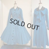 長袖レトロワンピース【ブルー×黒衿】