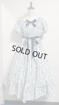 1デイリーシャーリングワンピース【ティーカップ柄オフ白系・110cm丈】