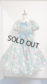 デイリーシャーリング3段ティアードワンピース【花柄グリーン系・100cm丈】