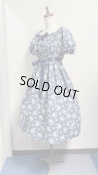 デイリーシャーリングワンピース【ブーケ柄青系・100cm丈】