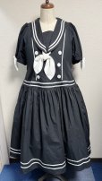 画像2: ノスタルジックセーラーワンピース【プラスサイズ・黒・丈2種類】 (2)