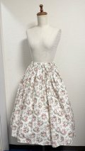 ハンドメイドギャザースカート【花柄・白系65cm丈】