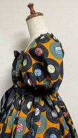 画像5: 2デイリーシャーリングワンピース【レコード柄・110cm丈】