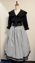 画像4: ハンドメイドギャザースカート【ストライプ柄黒白系・70cm丈】 (4)