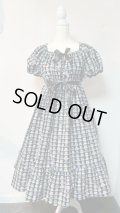 デイリーシャーリングワンピース【ティーカップ柄黒系・108cm丈】