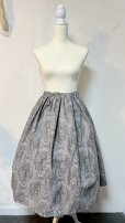 画像1: ハンドメイドギャザースカート【天使柄グレー系・70cm丈】 (1)