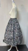 画像2: ハンドメイドギャザースカート【森柄・70cm丈】 (2)