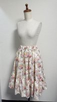 画像7: ハンドメイドギャザースカート【花柄2段白系・60cm丈】