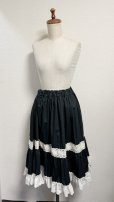 画像3: ハンドメイド2段ティアードスカート3【黒無地×生成トーションレース裾綿レース・60cm丈】 (3)