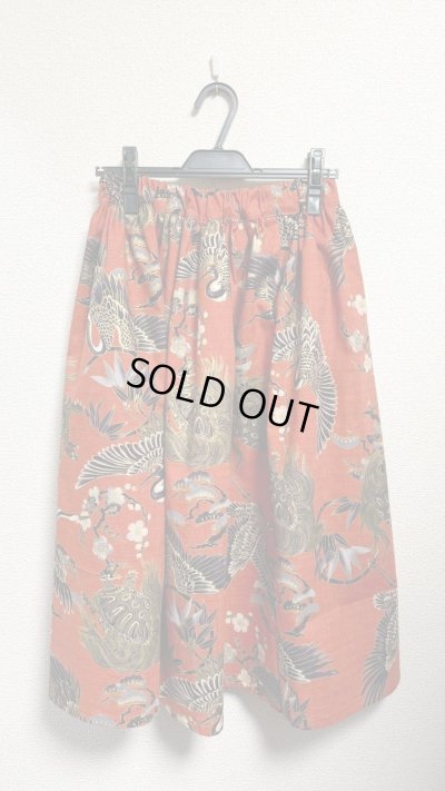 画像1: 7ハンドメイドギャザースカート【鶴亀柄　朱色系　65cm丈】