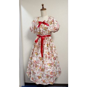 画像: デイリーシャーリングワンピース【和柄花模様オフ白赤系・107cm丈】