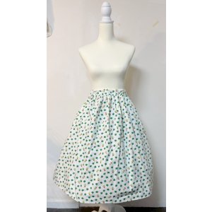 画像: ハンドメイドギャザースカート【クローバー柄オフ白系・65cm丈】