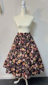 画像: ハンドメイドギャザースカート【和柄黒系・70cm丈】