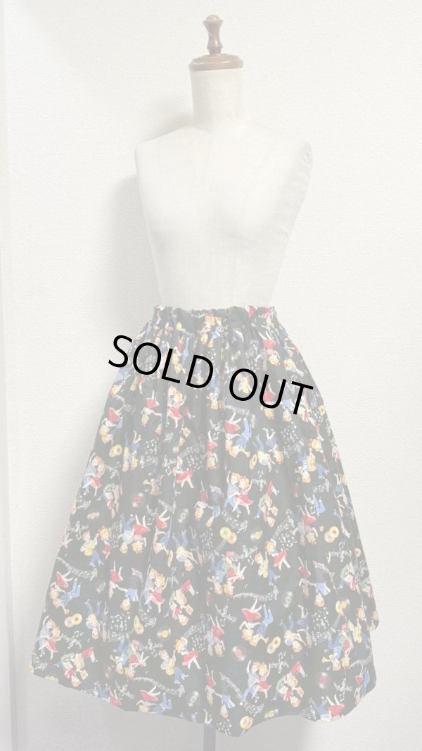 画像1: 6ハンドメイドギャザースカート【ロカビリー柄黒系・66cm丈】
