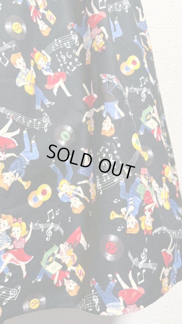 画像2: 6ハンドメイドギャザースカート【ロカビリー柄黒系・66cm丈】