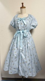 画像: デイリーシャーリングワンピース【ねこ柄水色系・レギュラーサイズ】