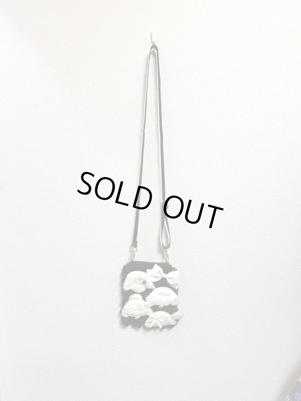 画像6: お出かけカメちゃん　スマホサコッシュ　（黒レース×白カメちゃん）