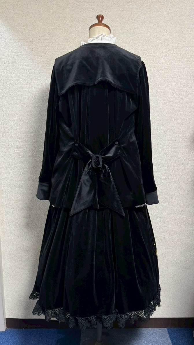 画像17: 王冠刺繍別珍ジャンパースカート【黒】