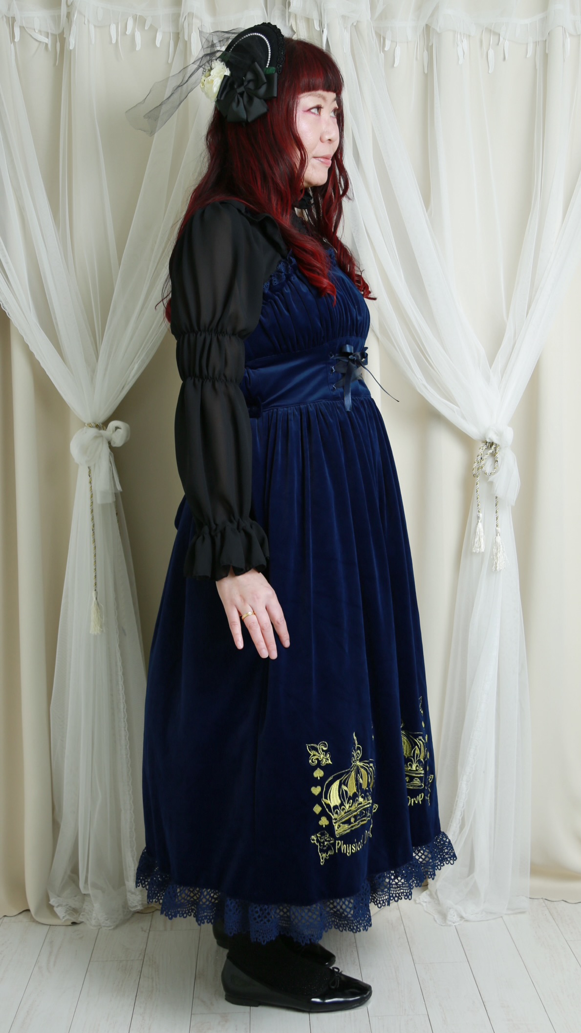 画像19: 王冠刺繍別珍ジャンパースカート【紺】