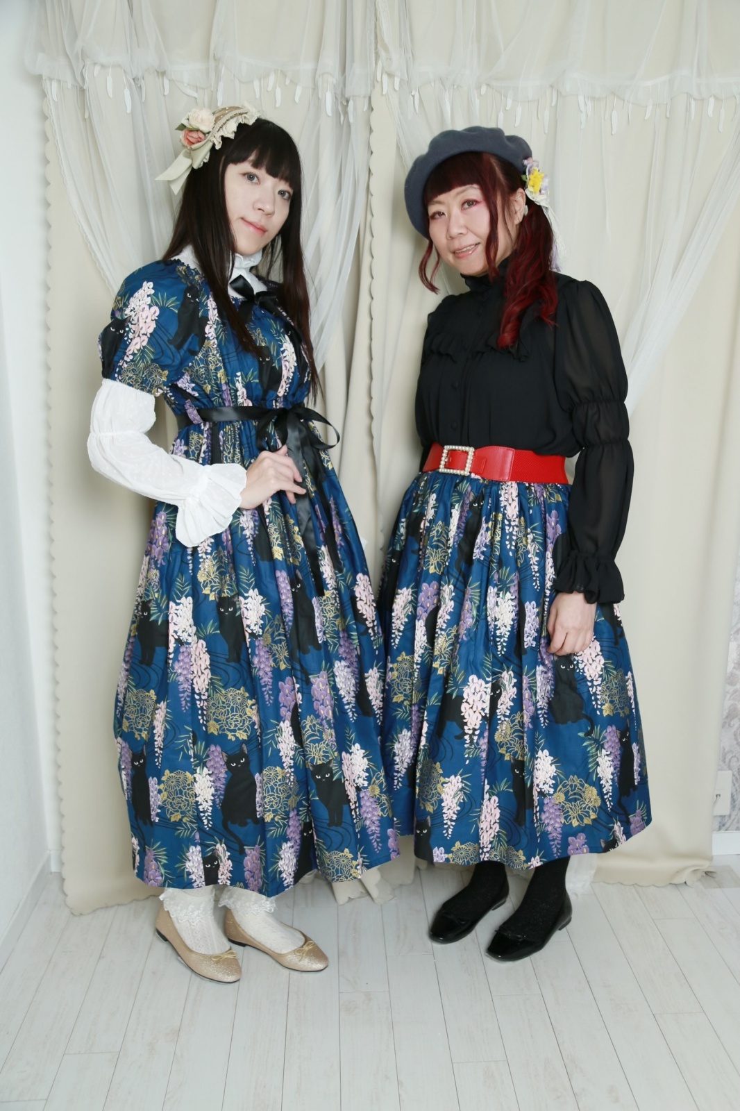 画像: 5ハンドメイドギャザースカート【猫柄青系・70cm丈】