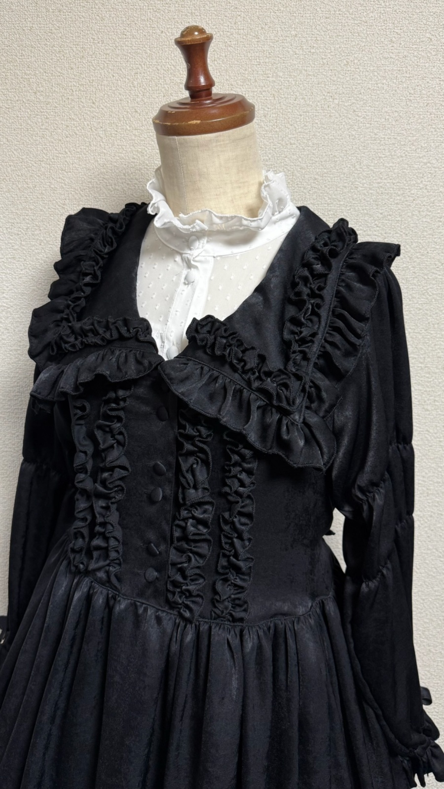 画像16: 大衿フリルワンピース【黒・ポリエステル生地】