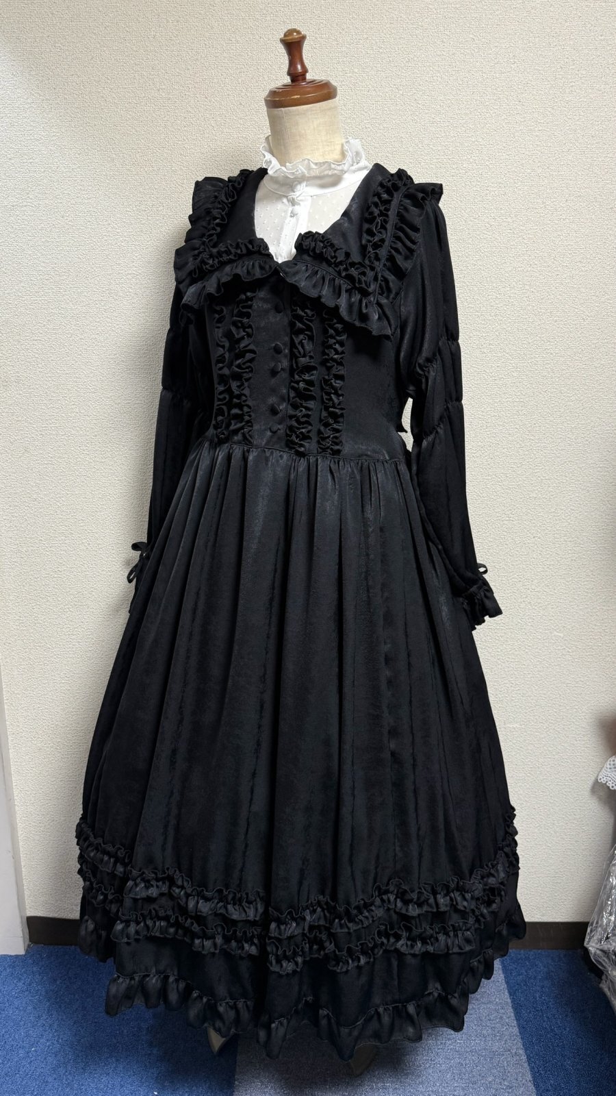 画像15: 大衿フリルワンピース【黒・ポリエステル生地】