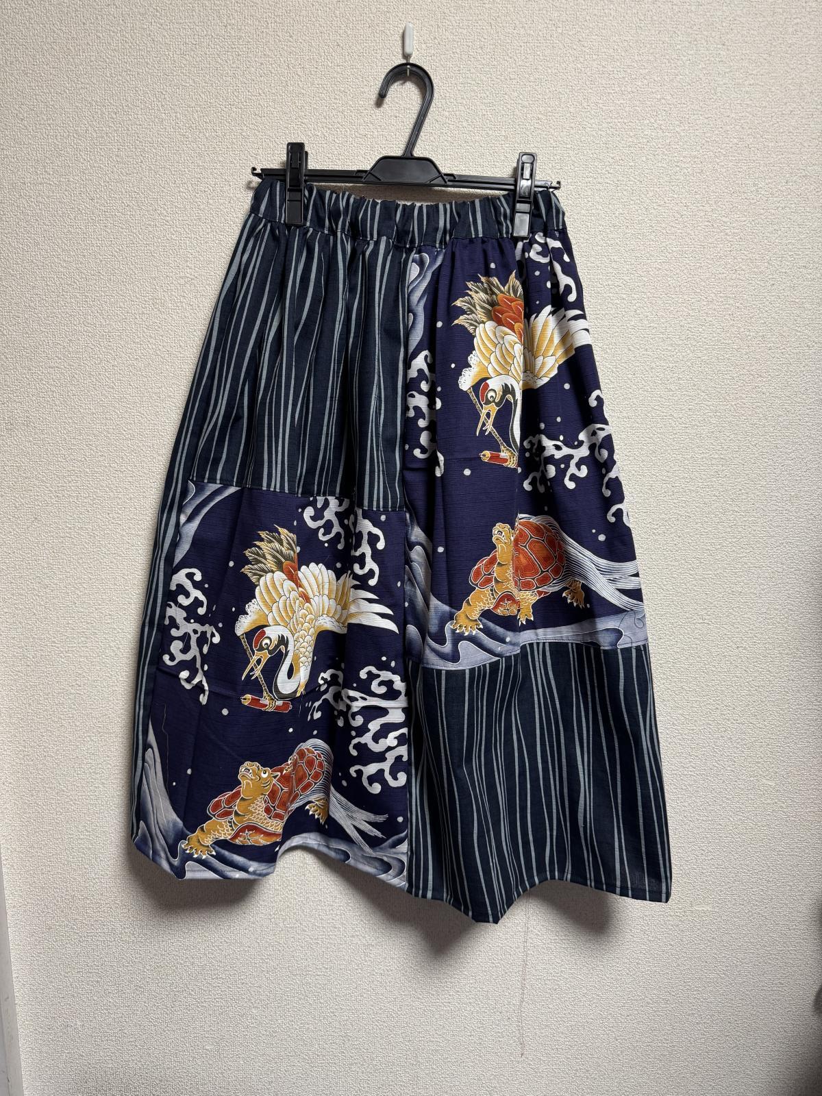 画像3: 7ハンドメイドギャザースカート【パネル鶴亀柄　ネイビー系　78cm丈】